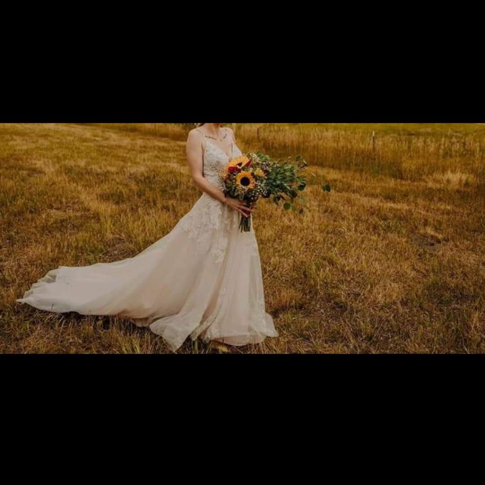 Wedding dress